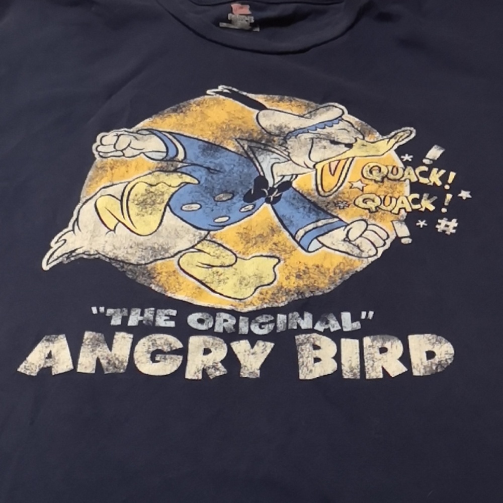 Donald duck graphic tee